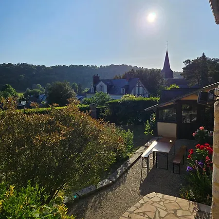 Maison Normande Au Coeur Du Bec-Hellouin Vue Sur L'Abbaye *