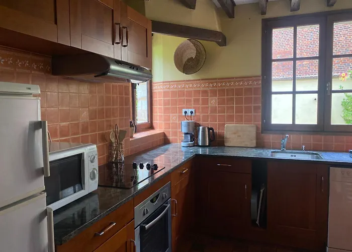 Maison Normande Au Coeur De Holiday home Le Bec-Hellouin